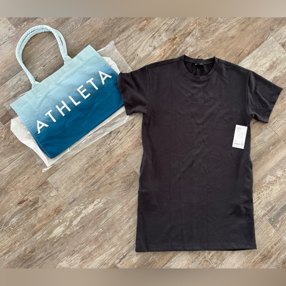 Athleta Seasoft Tee Dress